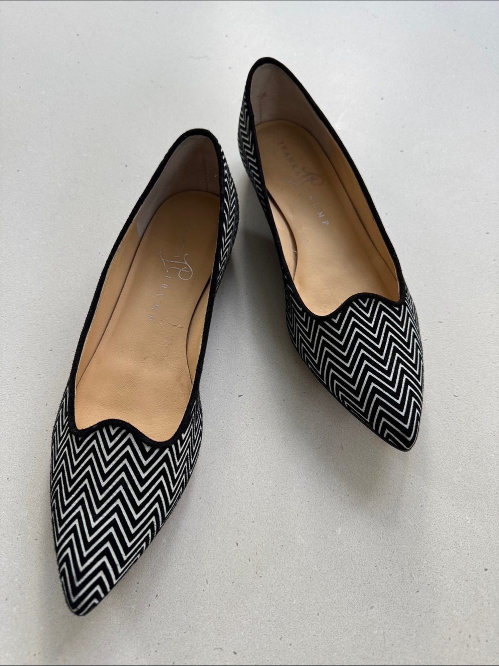 Ivanka Trump Carson Black & White Zigzag Pointed Flats